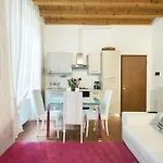 Lejlighedshotel Soleluna - By Relais Di Giada 3*